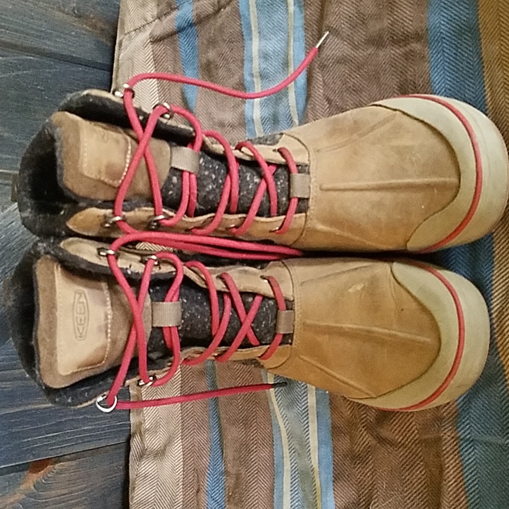 Winter boots